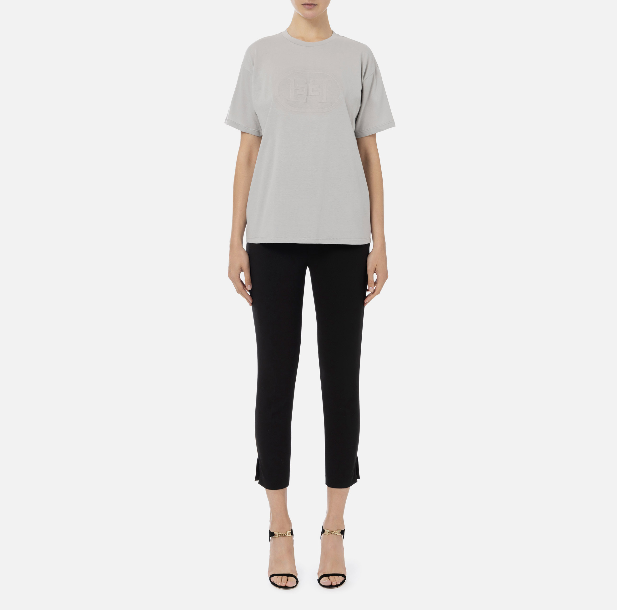 【25SS】 ELISABETTA FRANCHI 刺繍入り ジャージー Tシャツ 2色 ELISABETTA FRANCHI T-SHIRT IN COTONE CON LOGO IN VELLUTO