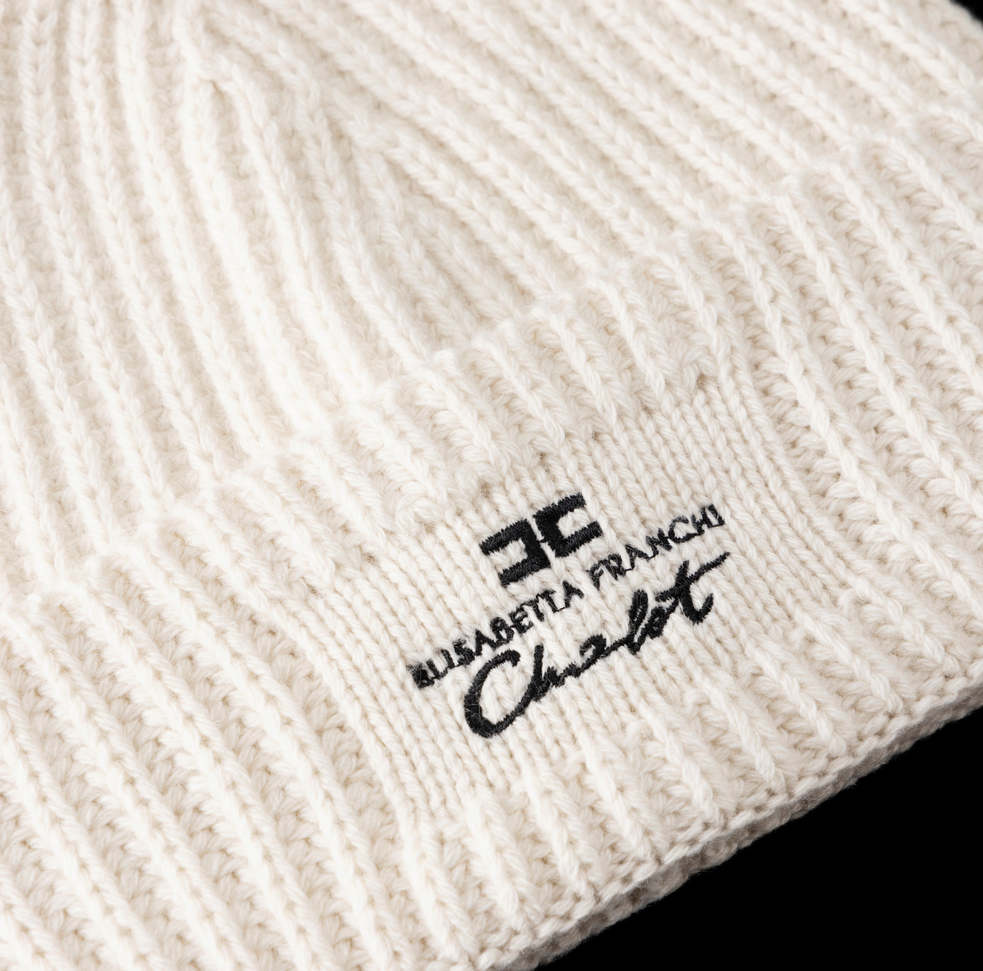 Bonnet en tricot avec logo brodé | Elisabetta Franchi® Outlet