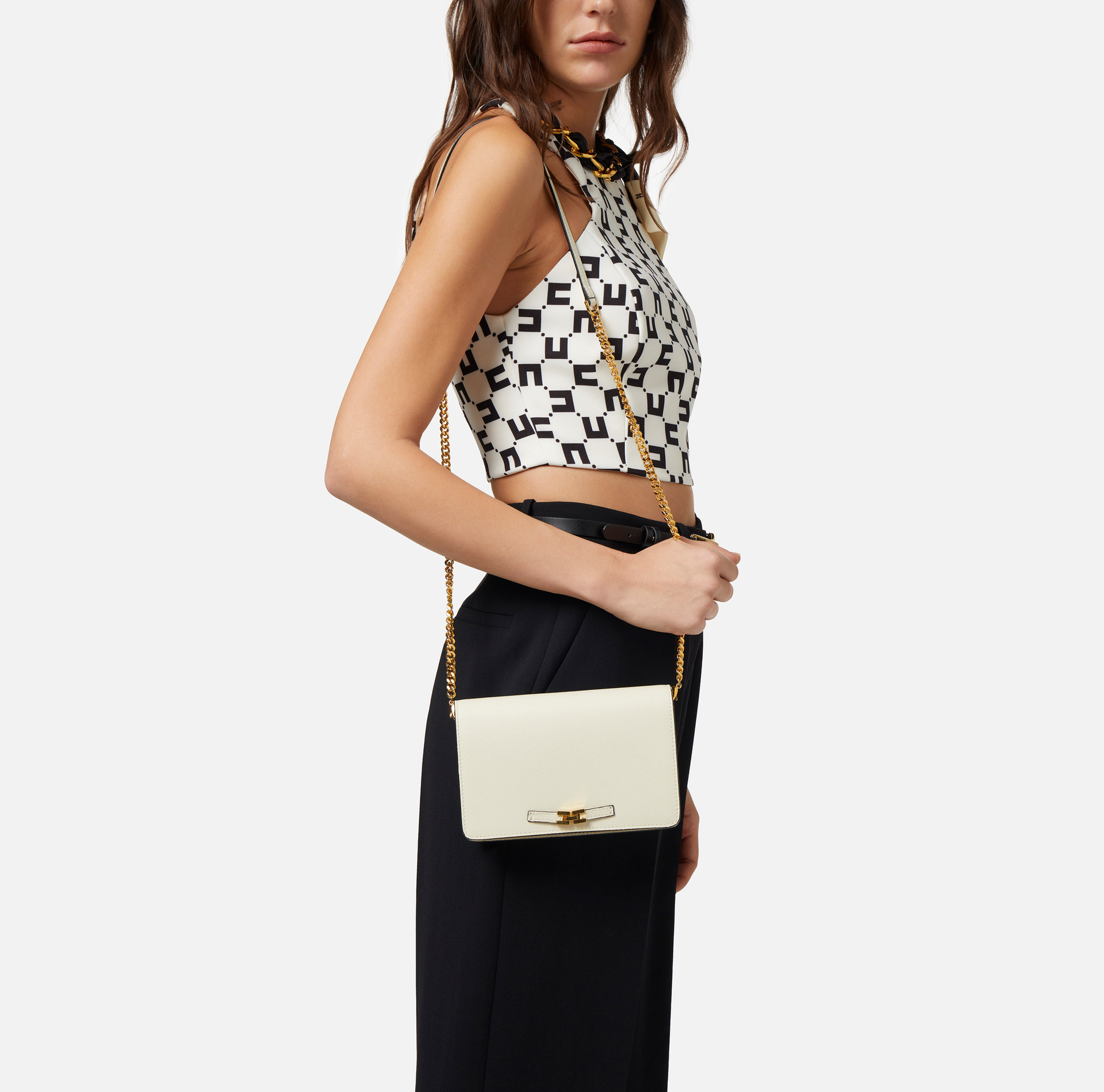 Borsa a tracolla in pelle con morsetto - Elisabetta Franchi® Outlet