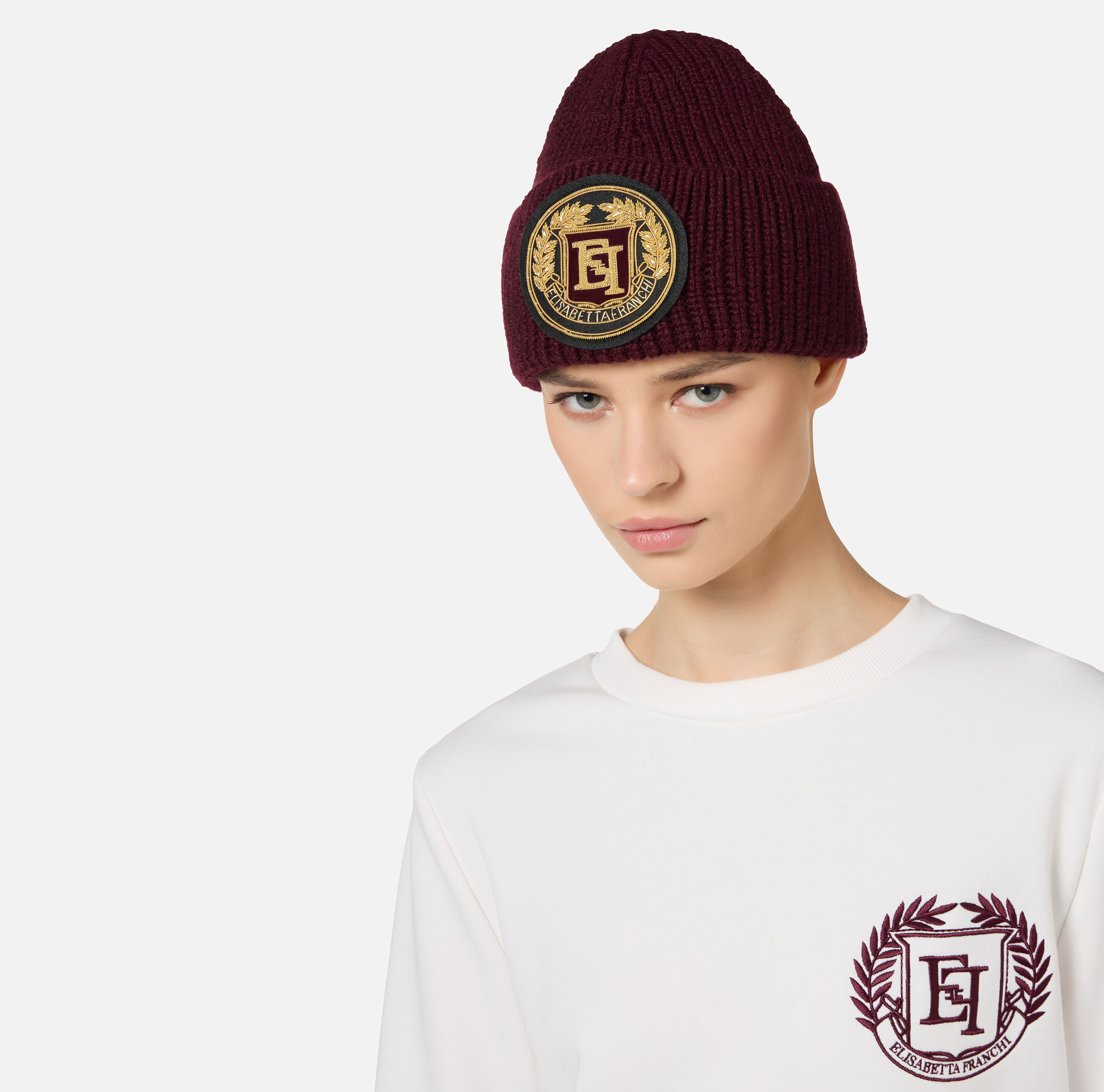 Beanie in lana con patch logo | Elisabetta Franchi® Outlet