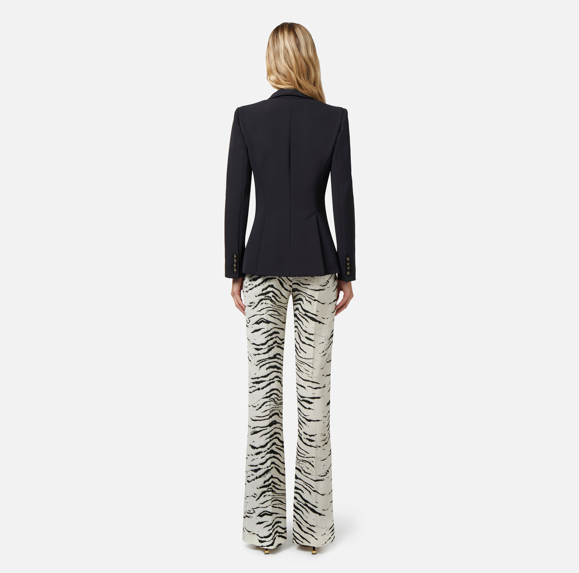 Giacca in doppio crêpe con patte - Elisabetta Franchi® Outlet