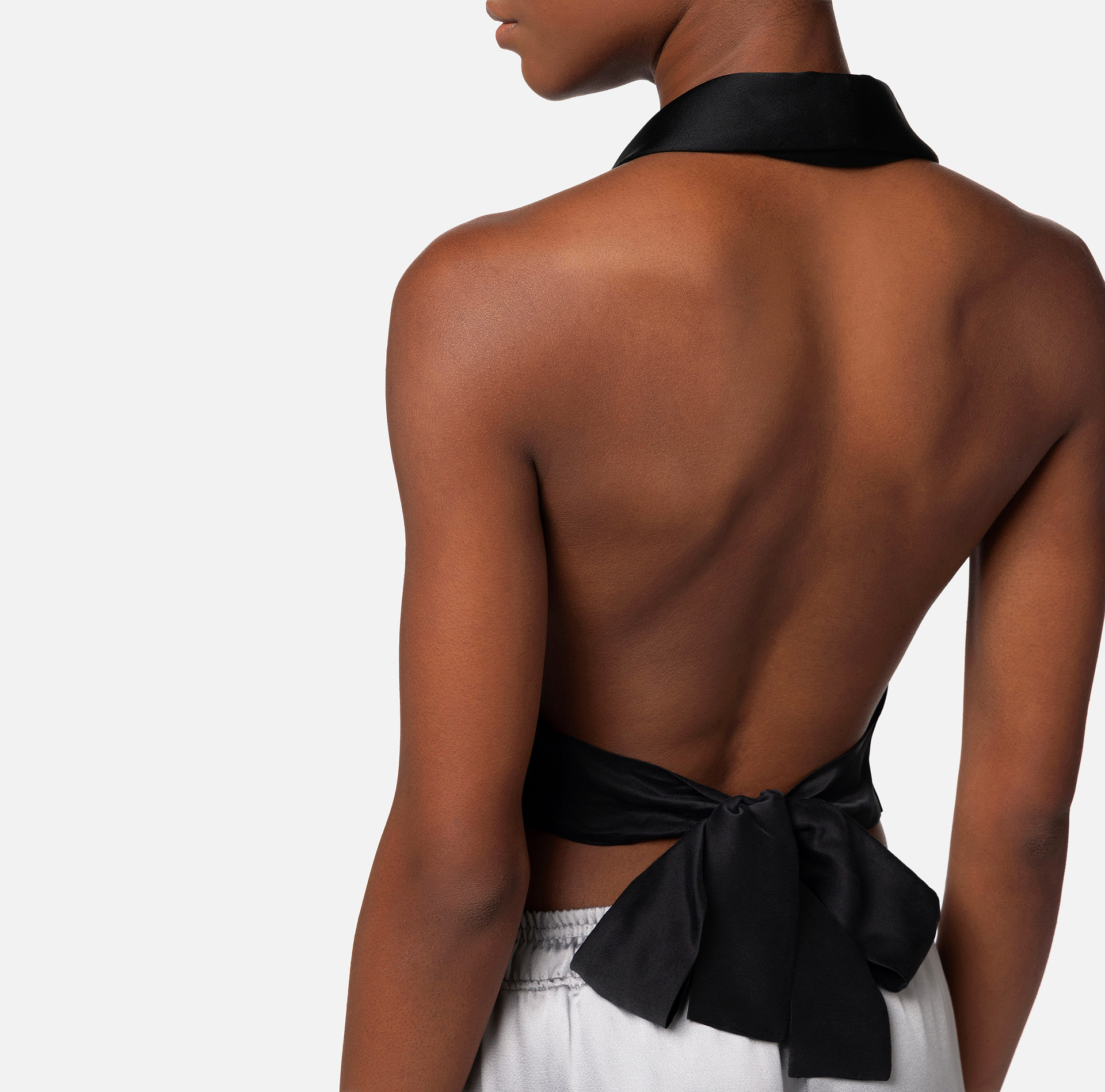 Gilet smoking en satin avec ceinture à nouer - Elisabetta Franchi® Outlet