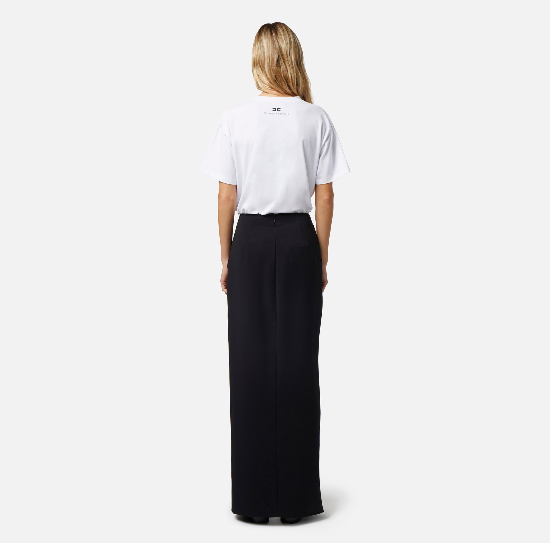 Long skirt in lightweight crêpe fabric with side slit - Elisabetta Franchi® Outlet