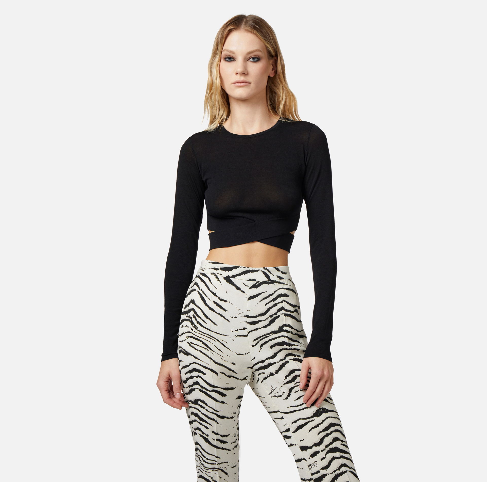 Cropped top in rayon with cut-out - Elisabetta Franchi® Outlet