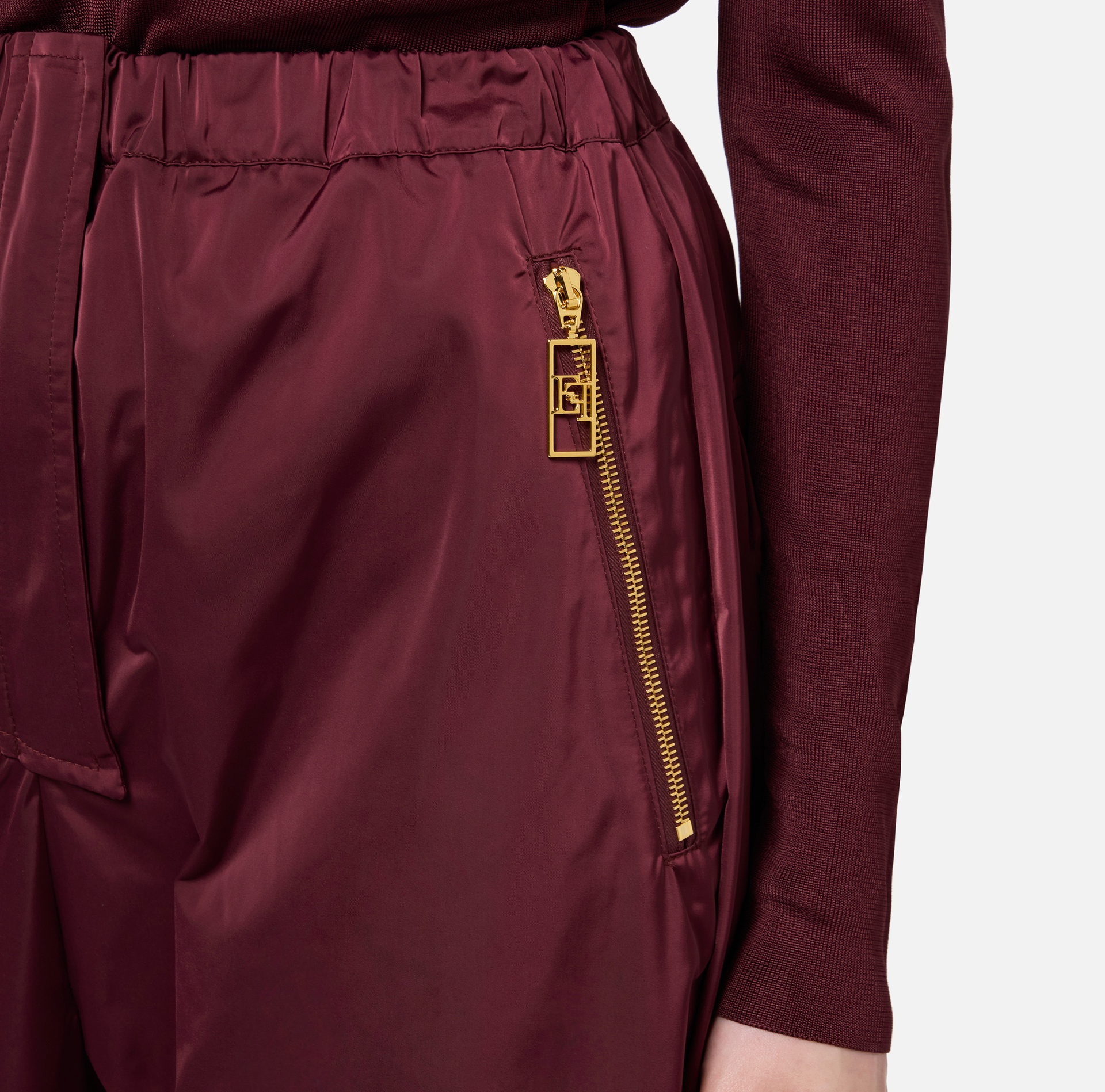 Pantalon en nylon technique avec zips - Elisabetta Franchi® Outlet