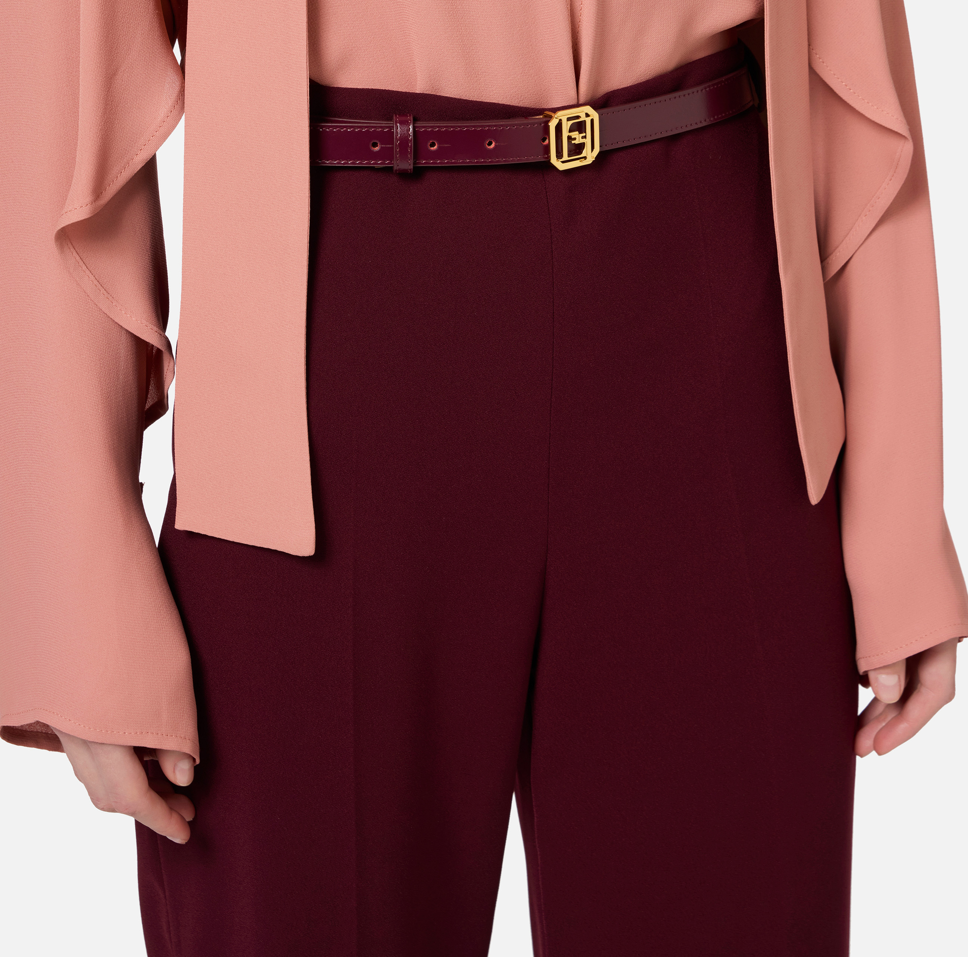 Palazzo-Hose aus Satin mit Gürtel - Elisabetta Franchi® Outlet