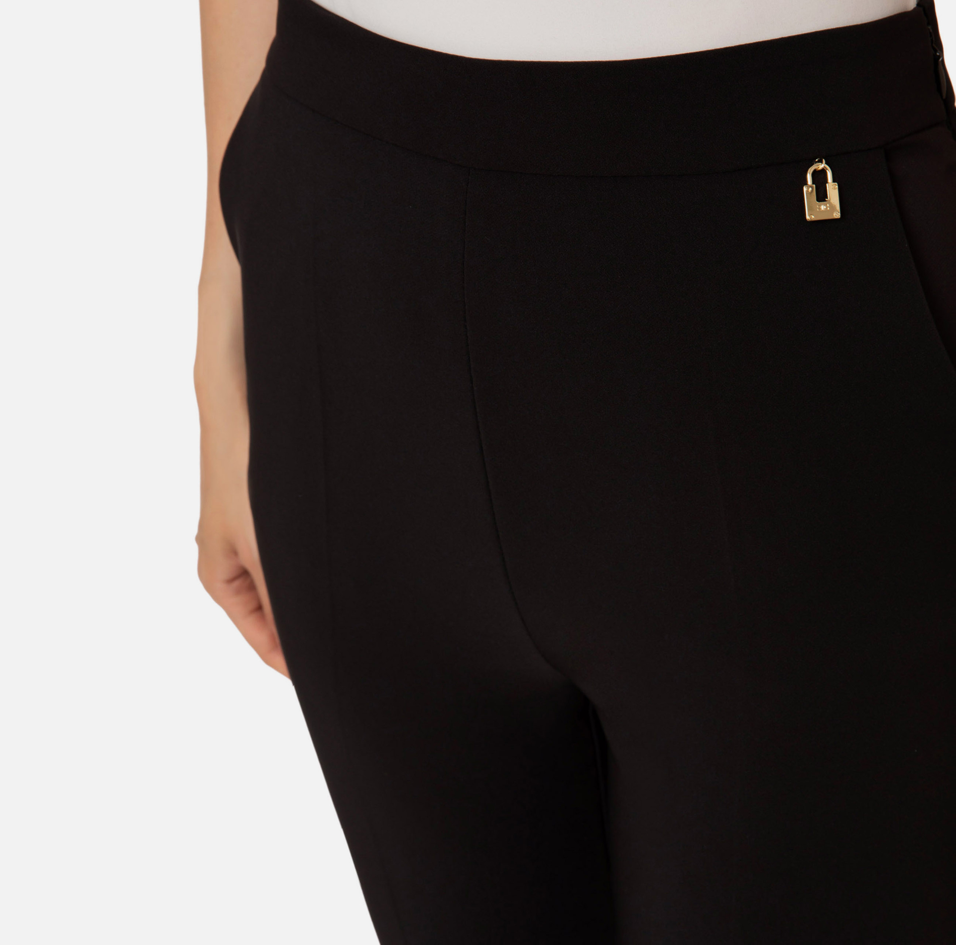 Cigarette trousers with charm - Elisabetta Franchi® Outlet