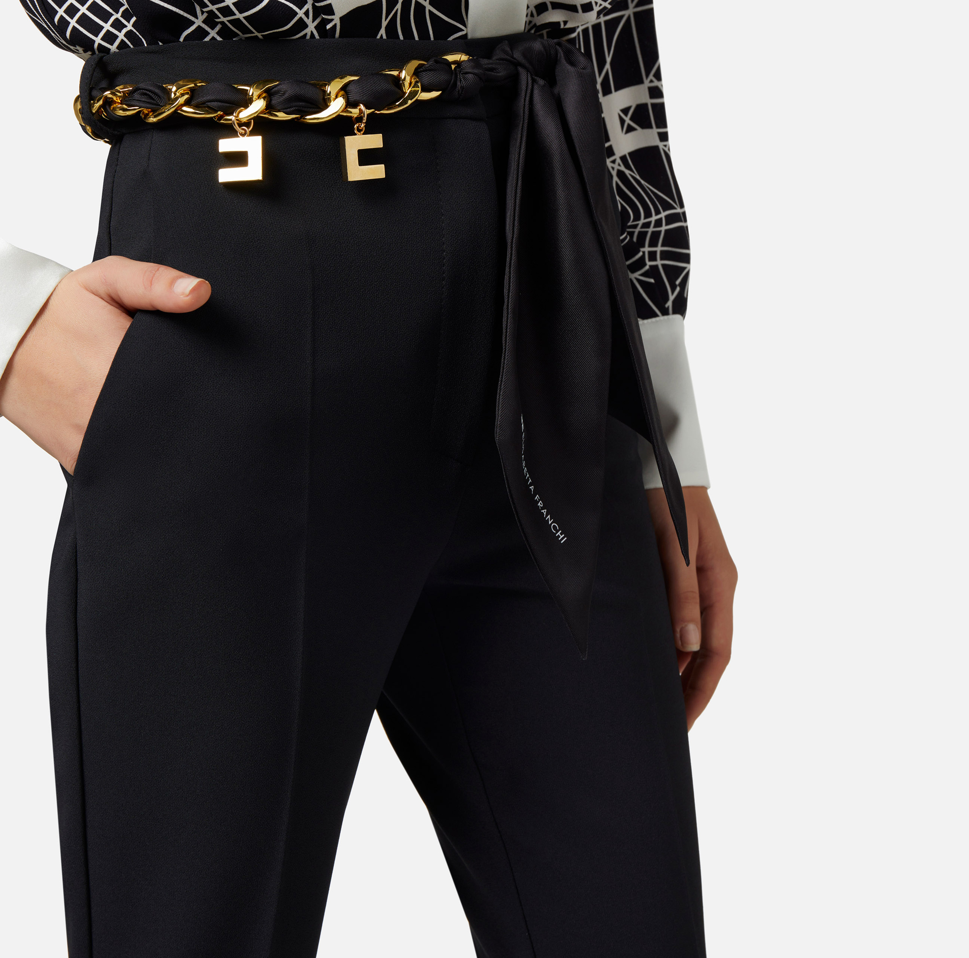Pantalone a zampetta in crêpe stretch con cintura foulard - Elisabetta Franchi® Outlet