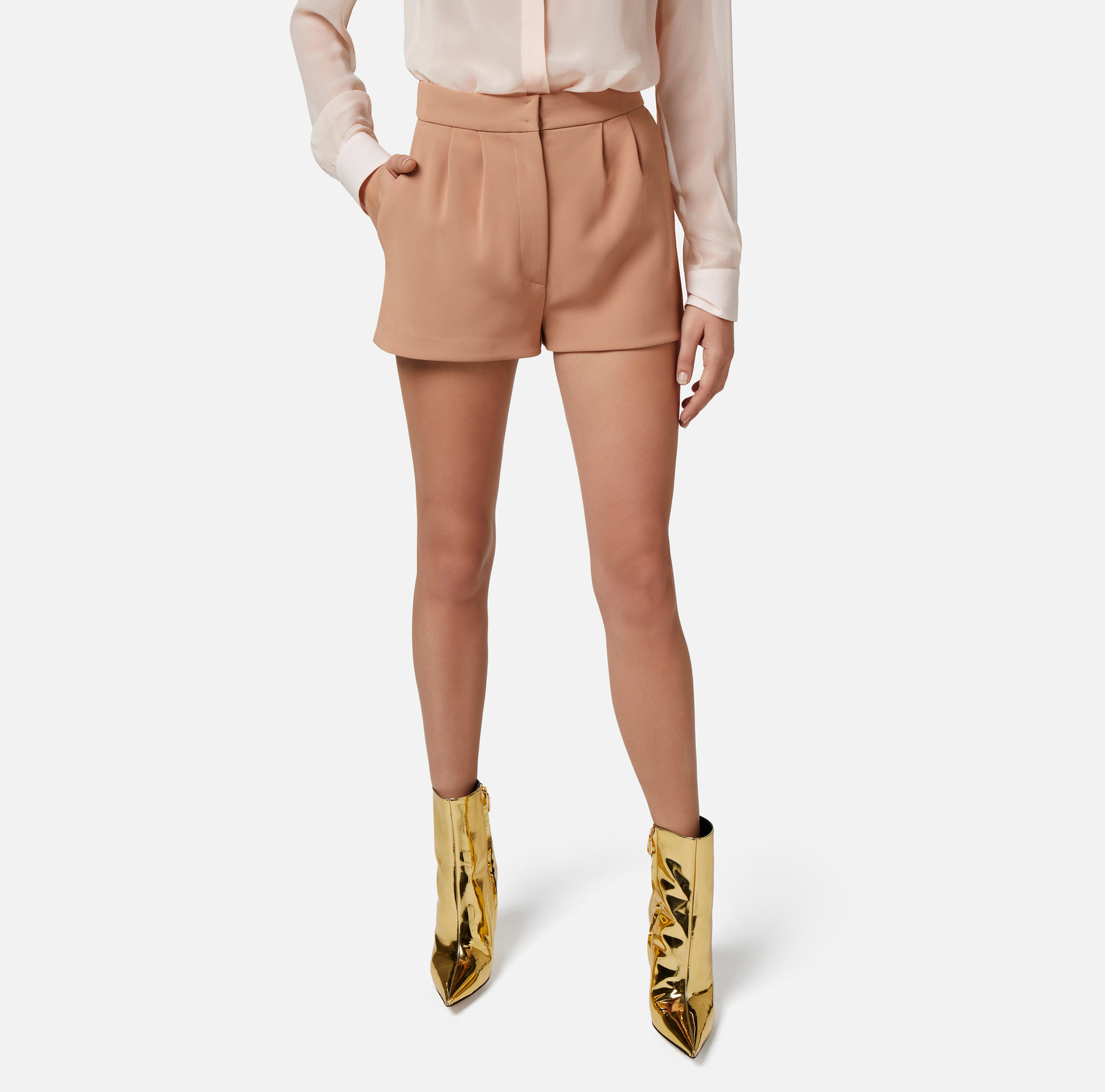 Crêpe shorts with darts - Elisabetta Franchi® Outlet