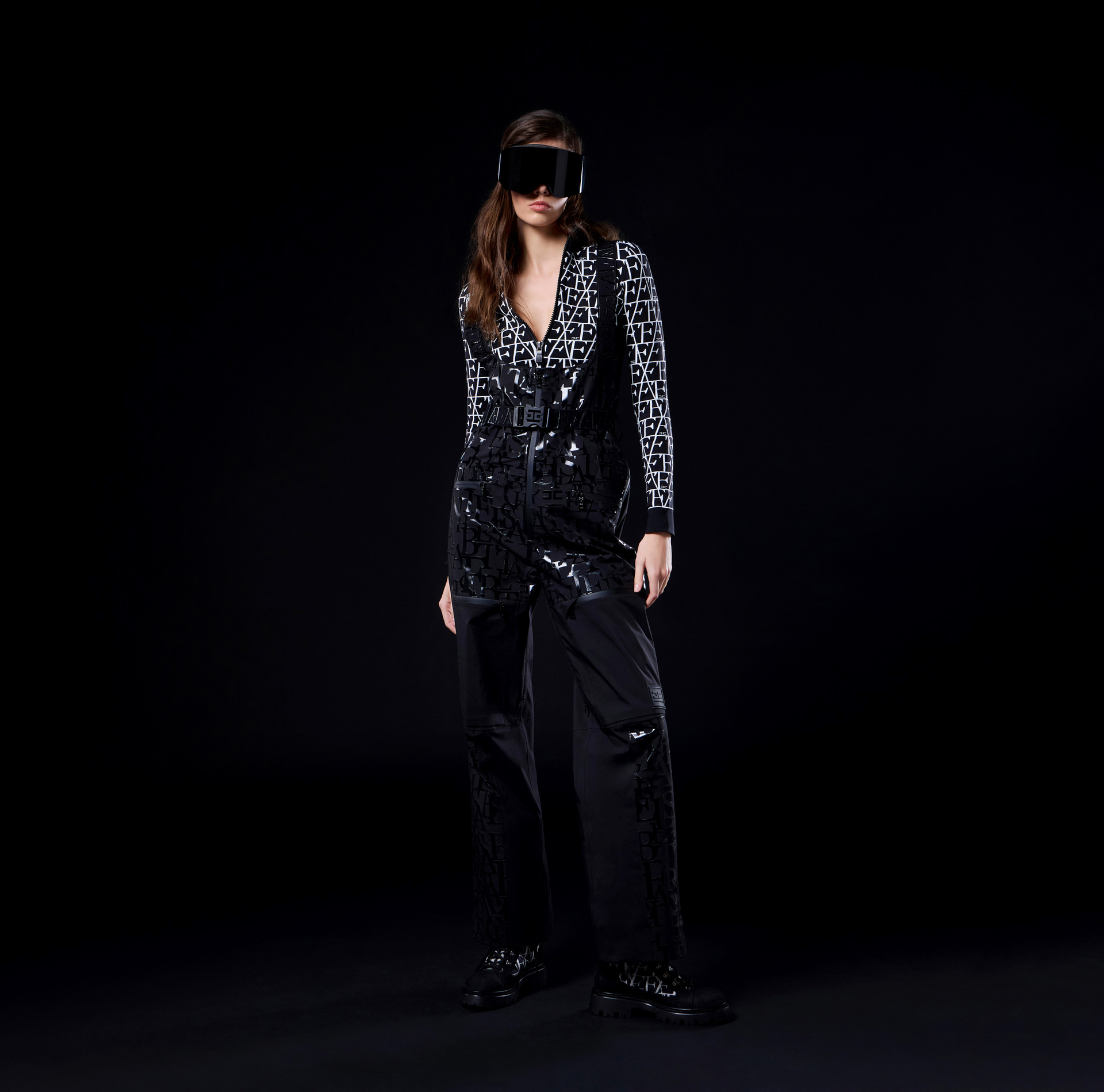 Combinaison en tissu technique avec bretelles et imprimé lettrage | Elisabetta Franchi® Outlet